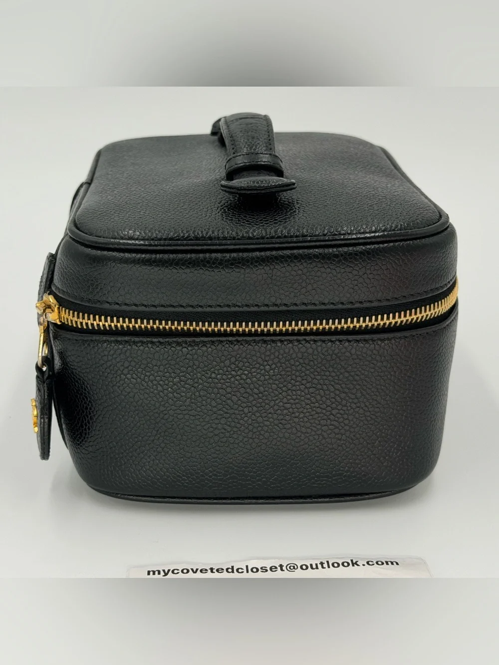 🖤CHANEL Black Caviar Leather CC Logo Vanity Case w/Dust Bag and Entrupy COA🖤 - Picture 3 of 16